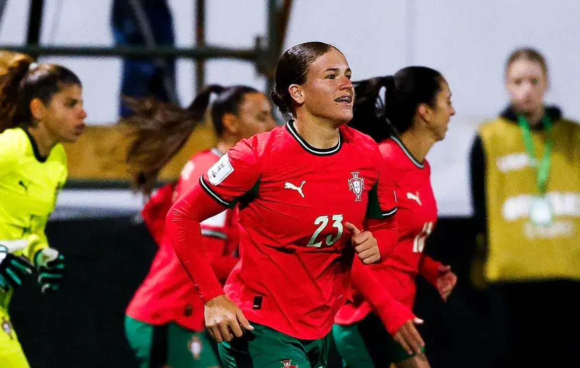 Goleada avermelhada de Portugal em Larne